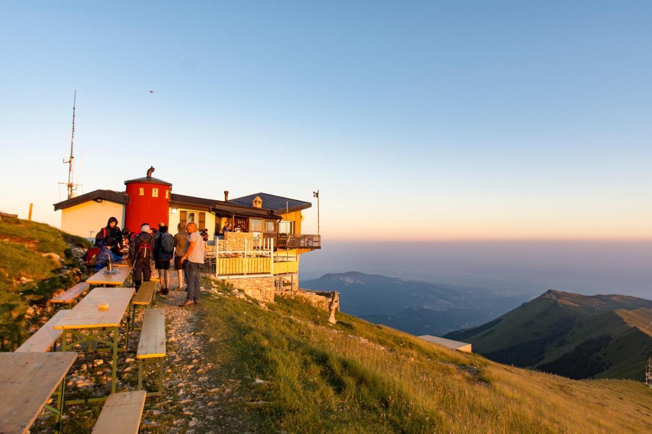 Rifugio Chierego - 1911M 호텔 브렌조네 술 가르다 외부 사진